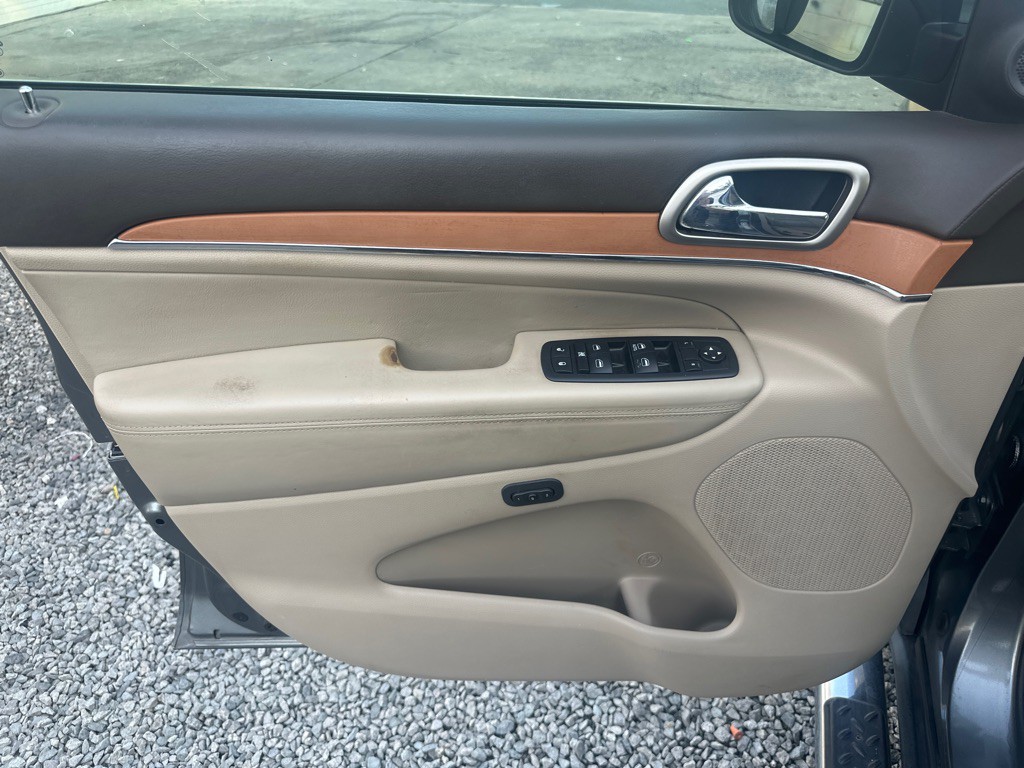 2013 Jeep Grand Cherokee Image 9