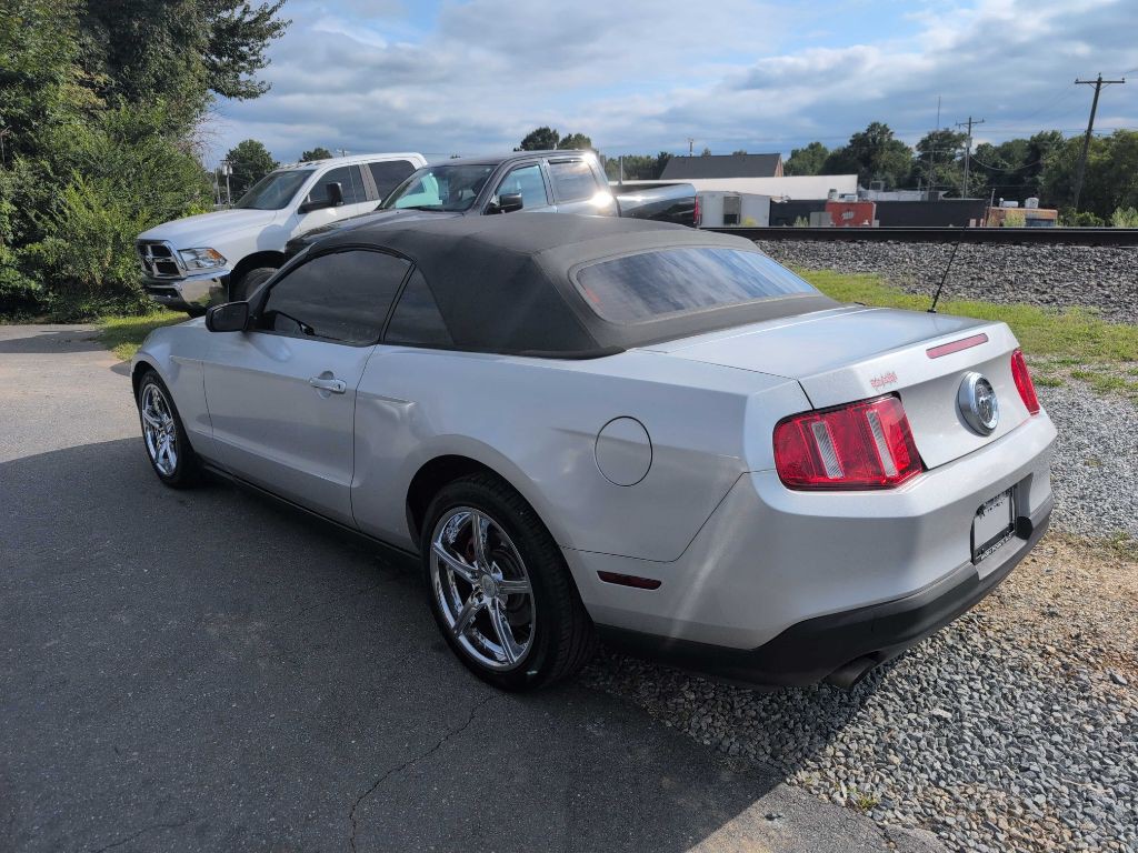 2012 Ford Mustang Image 3