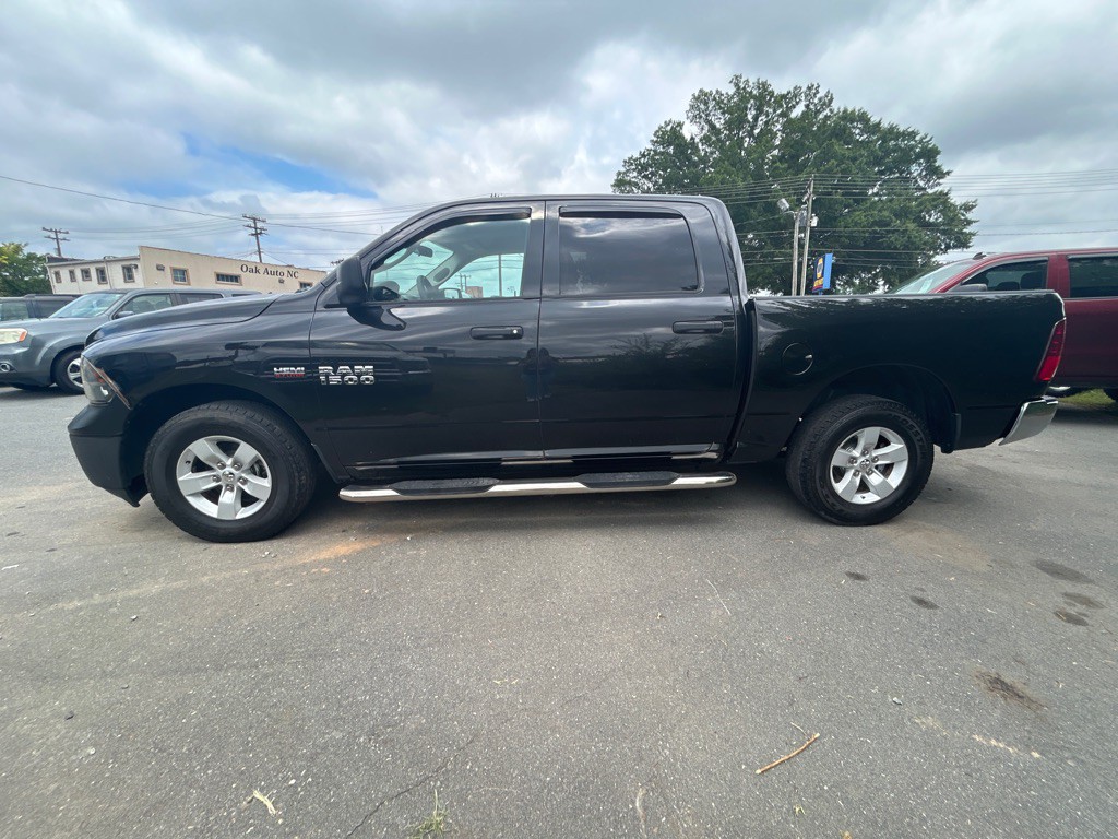 2017 RAM 1500 Image 8
