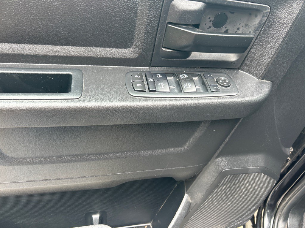 2017 RAM 1500 Image 11
