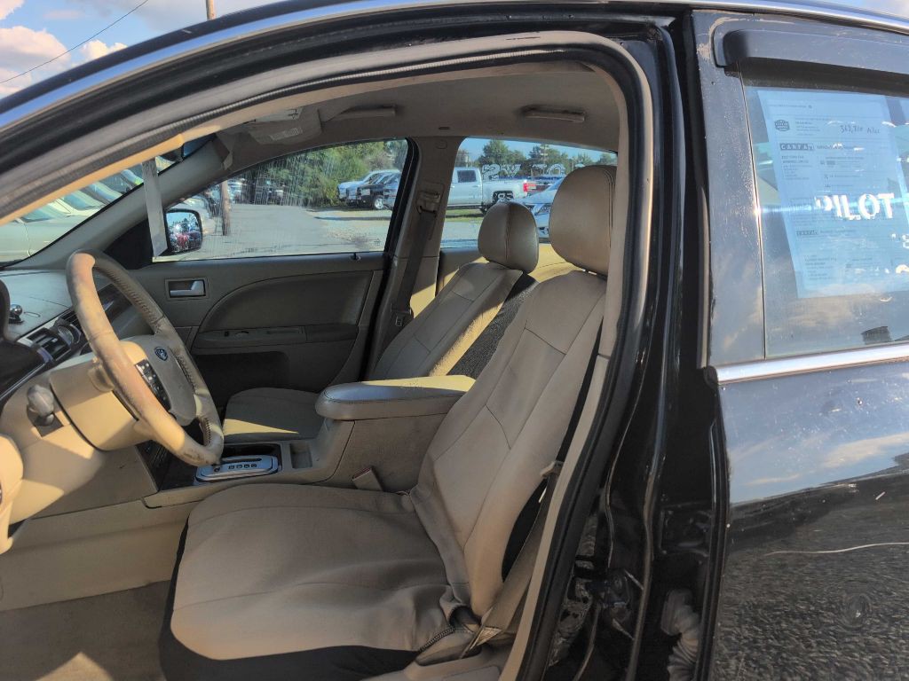 2007 Ford Five Hundred Image 7
