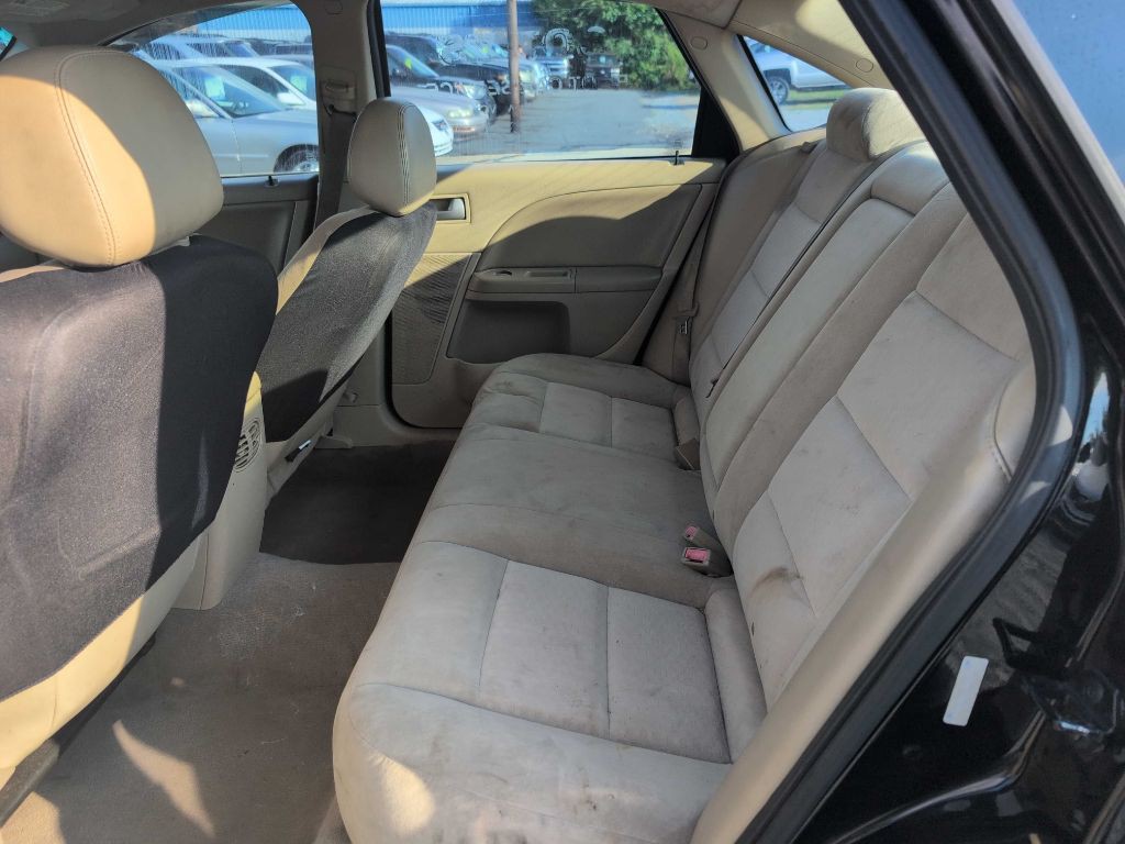 2007 Ford Five Hundred Image 13
