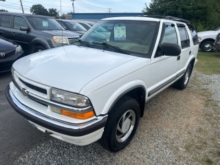 Image for 2000 Chevrolet Blazer  ID: 6775789