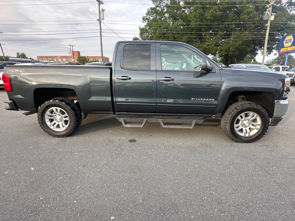 2017 Chevrolet Silverado 1500 Image 7