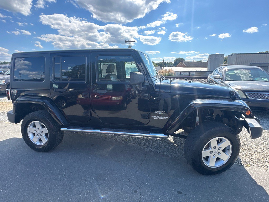 2011 Jeep Wrangler Unlimited Image 6
