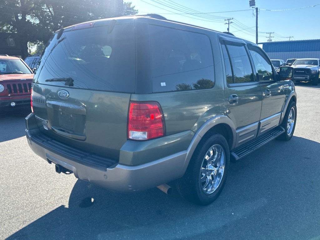 2003 Ford Expedition Image 5