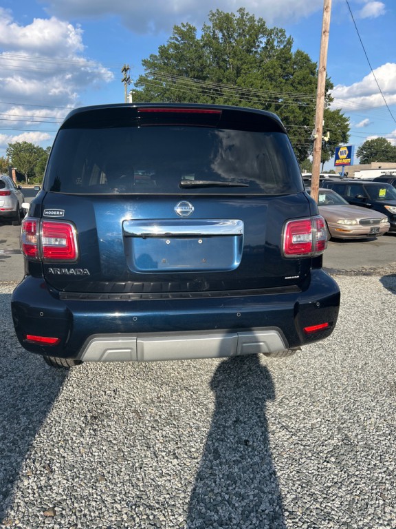 2017 Nissan Armada Image 6