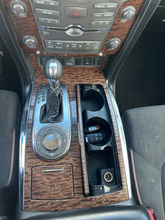 2017 Nissan Armada Image 19