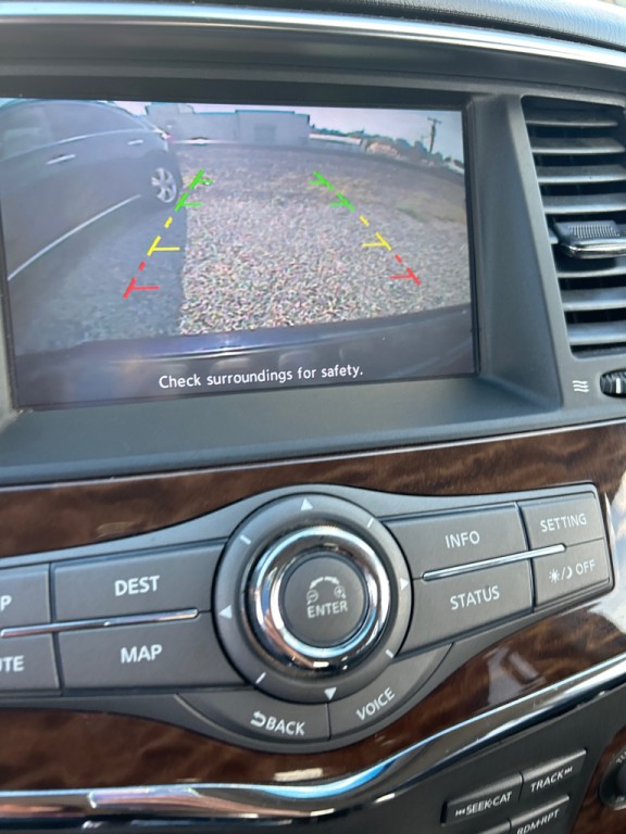 2017 Nissan Armada Image 21