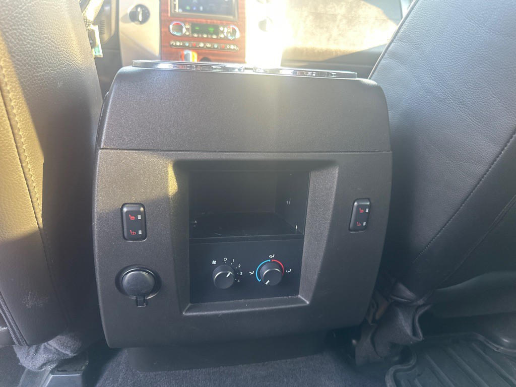 2010 Ford Expedition Image 17