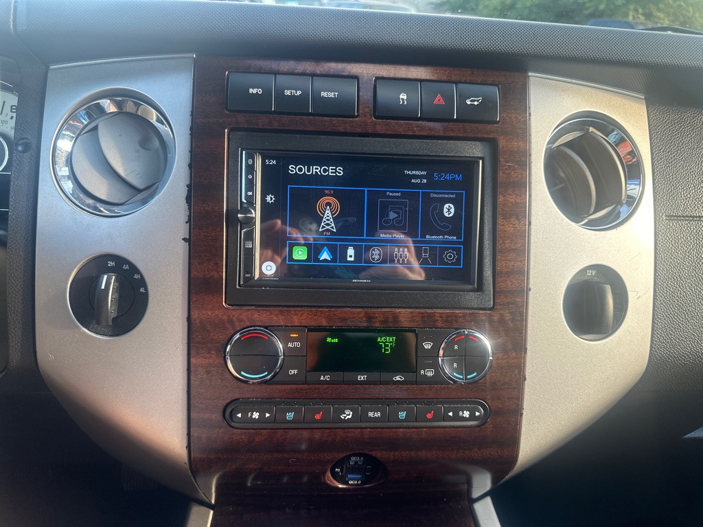 2010 Ford Expedition Image 20