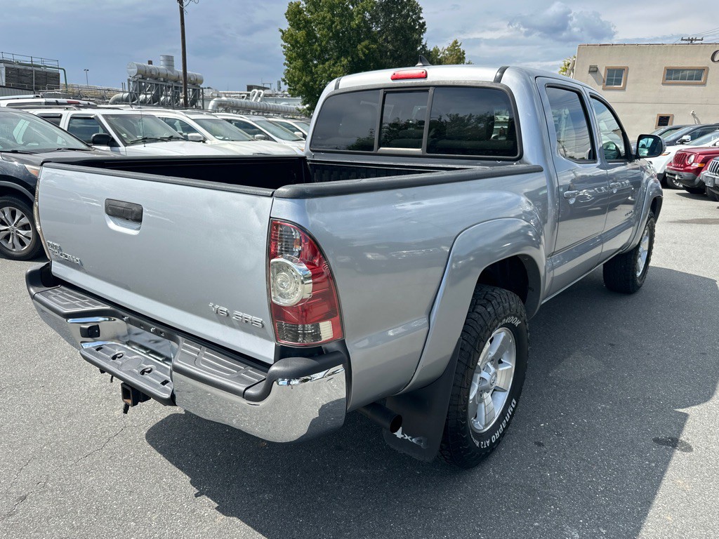 2015 Toyota Tacoma Image 5