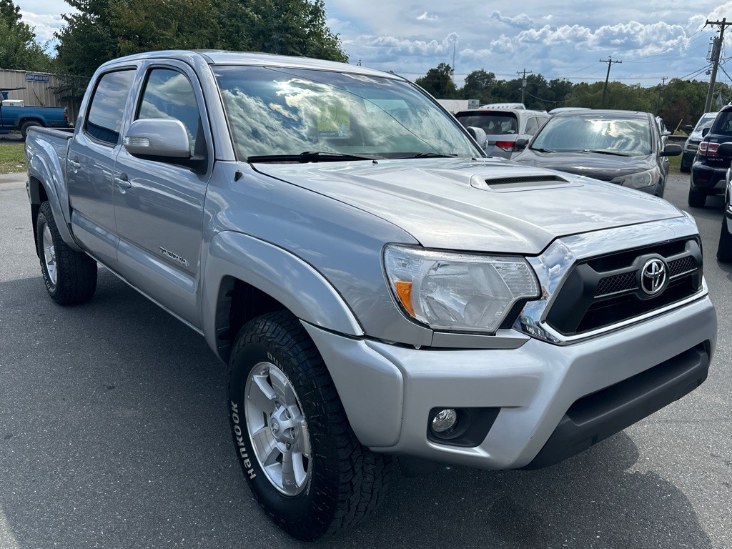 2015 Toyota Tacoma Image 7