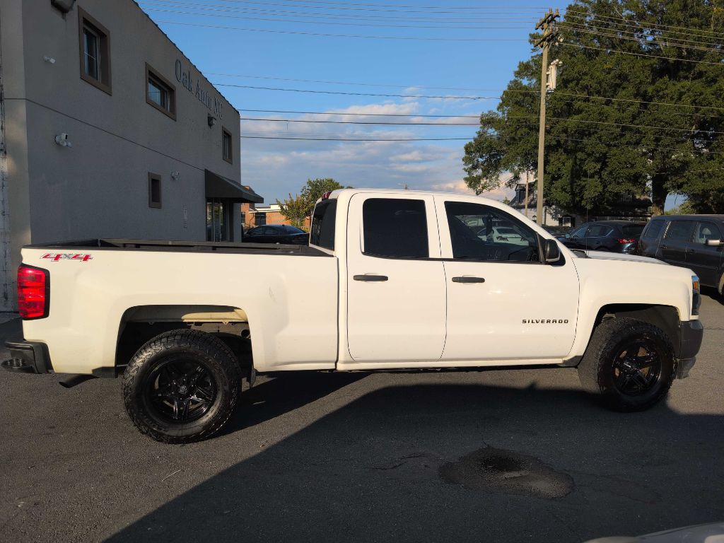 2016 Chevrolet Silverado 1500 Image 2
