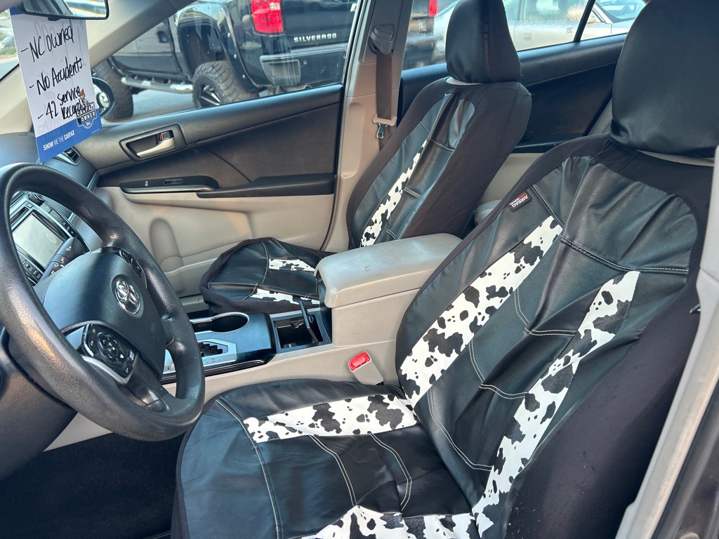 2012 Toyota Camry Image 11