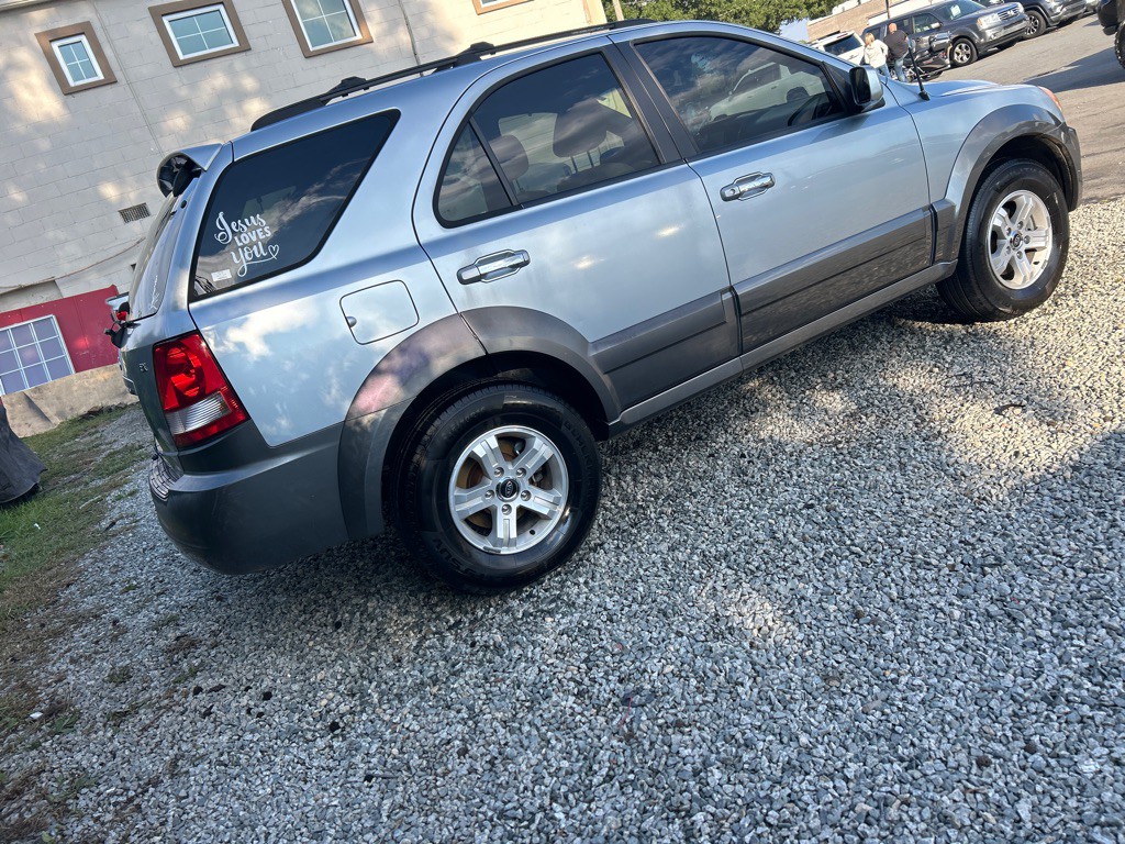 2005 Kia Sorento Image 5