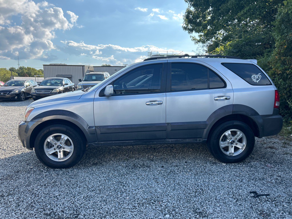 2005 Kia Sorento Image 9
