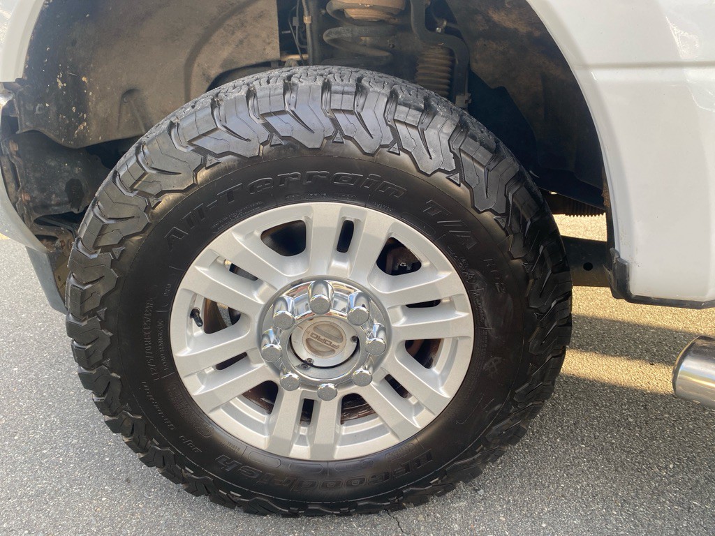 2017 Ford F-250 Image 9