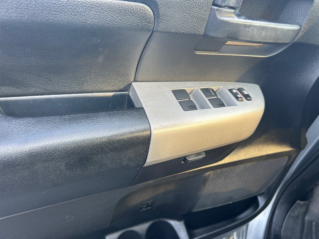 2007 Toyota Tundra Image 10
