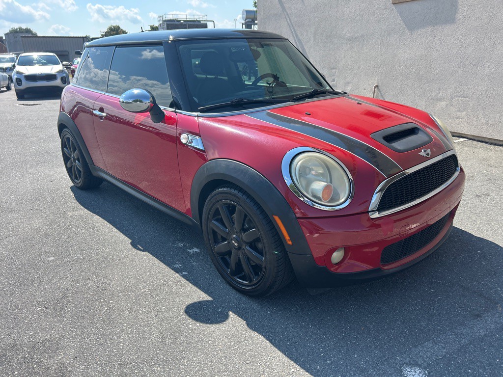 2010 MINI Cooper Image 3