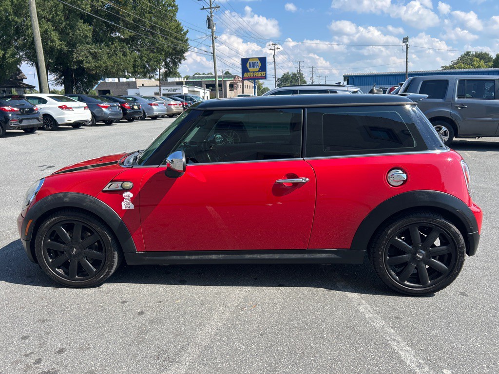 2010 MINI Cooper Image 8