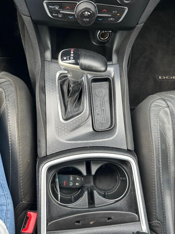 2015 Dodge Charger Image 16