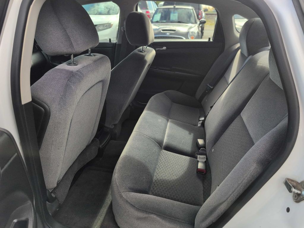 2015 Chevrolet Impala Image 14