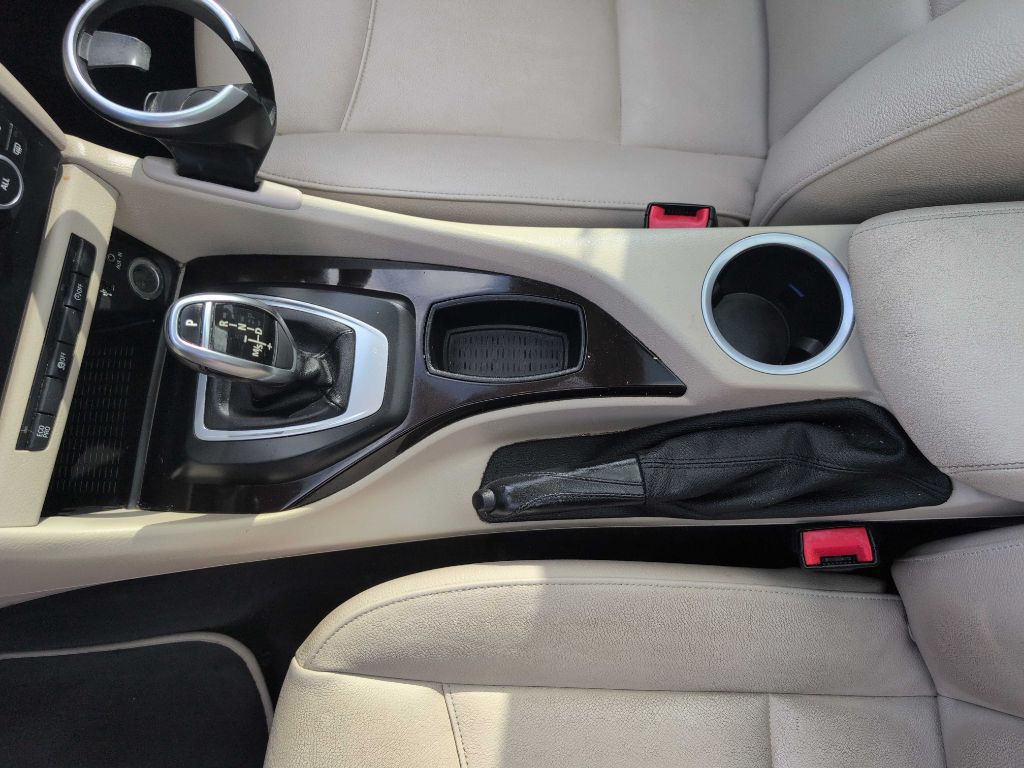 2014 BMW X1 Image 10