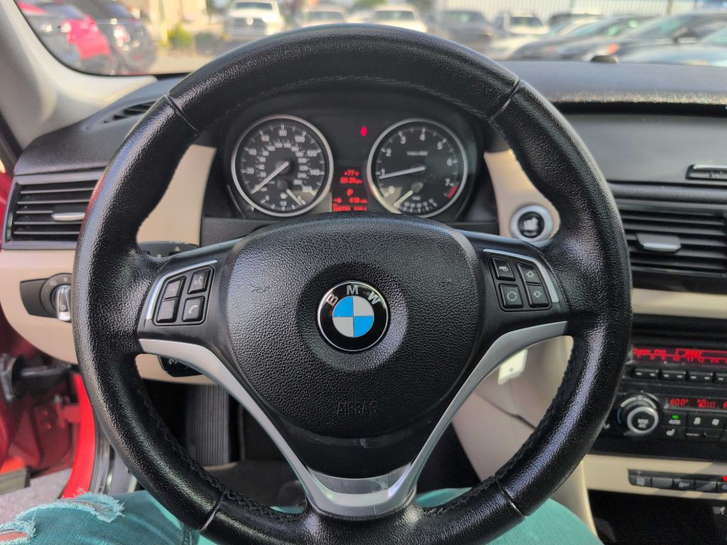 2014 BMW X1 Image 11