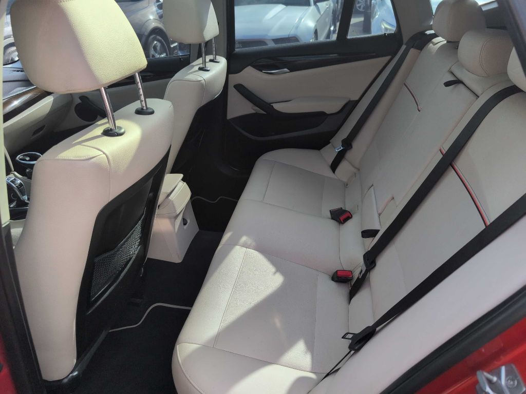 2014 BMW X1 Image 16