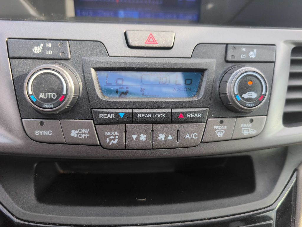 2013 Honda Odyssey Image 13