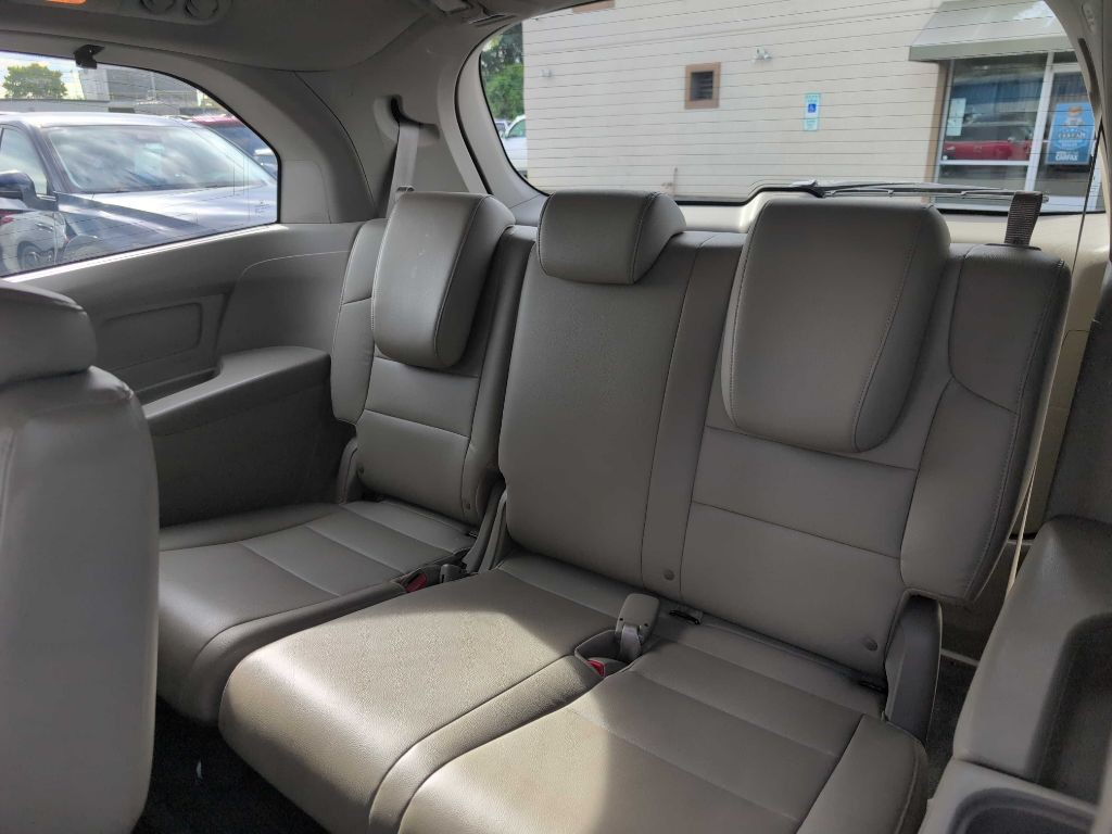 2013 Honda Odyssey Image 17