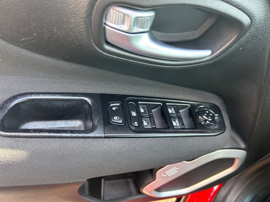 2021 Jeep Renegade Image 11