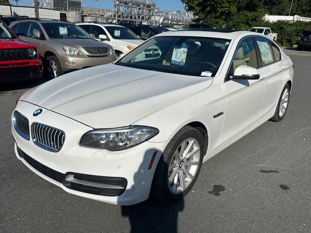 2014 BMW 5 Series Image 1
