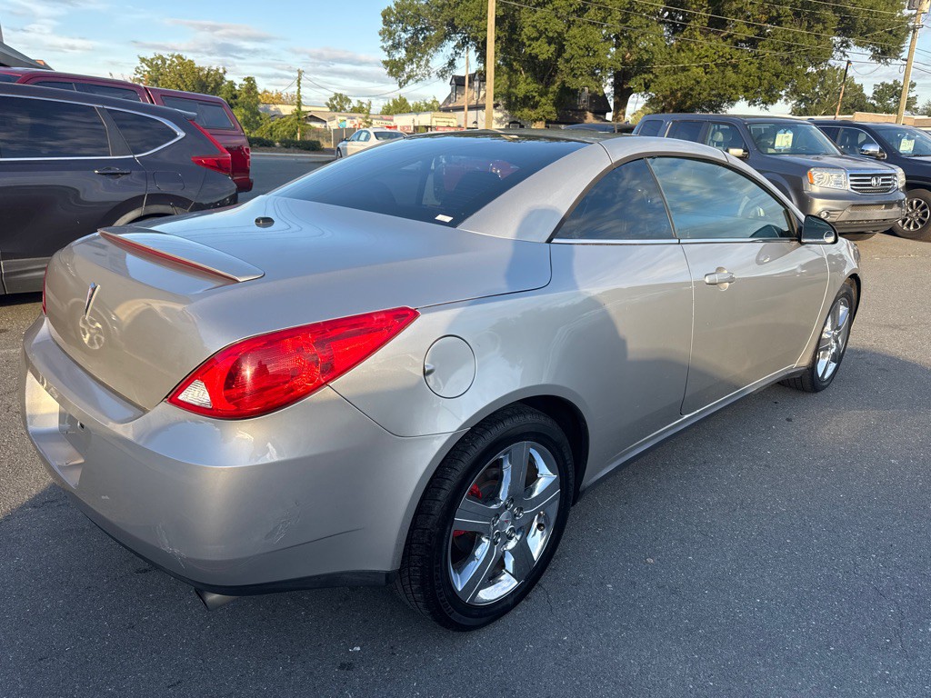 2008 Pontiac G6 Image 3