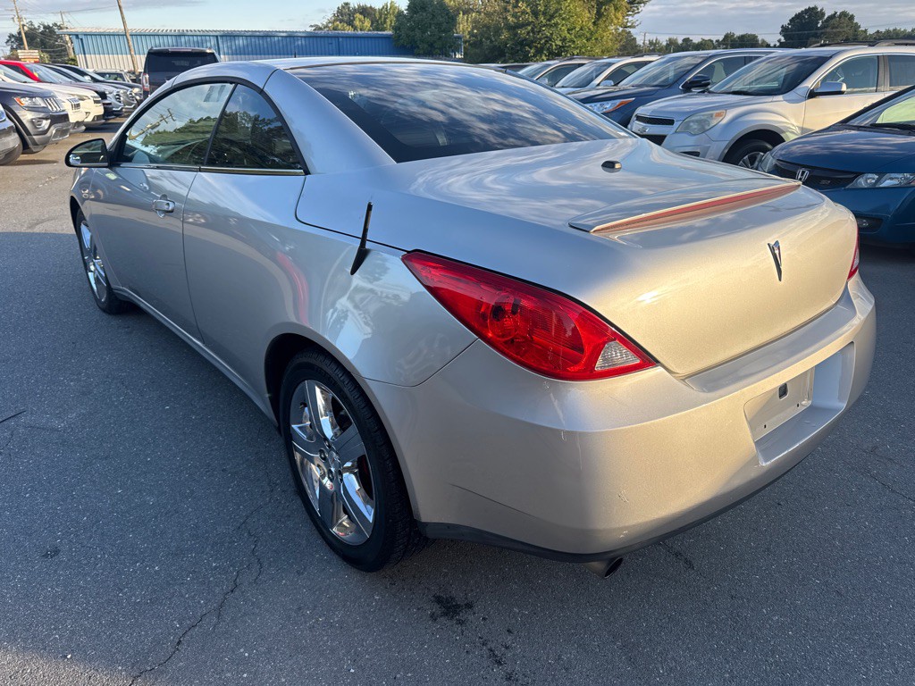 2008 Pontiac G6 Image 5