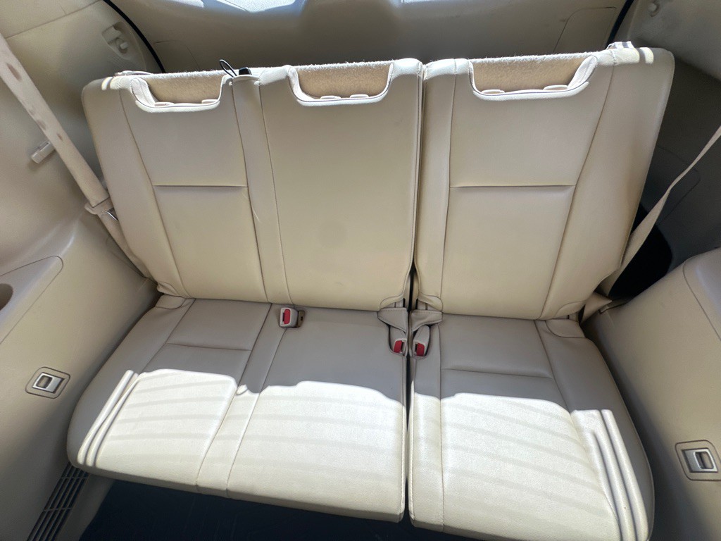 2016 Toyota Highlander Image 16