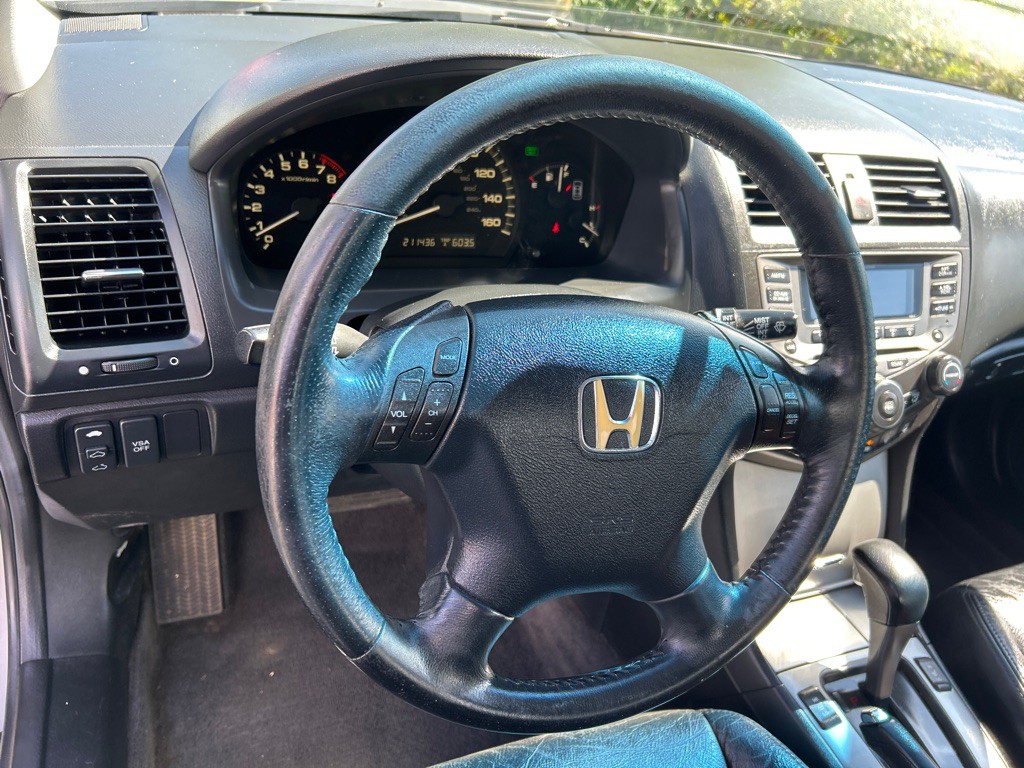2007 Honda Accord Image 14