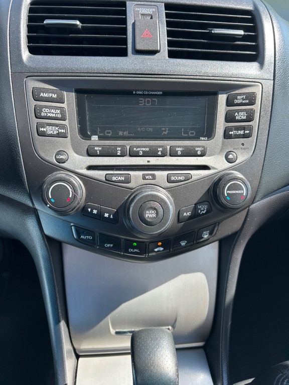 2007 Honda Accord Image 15