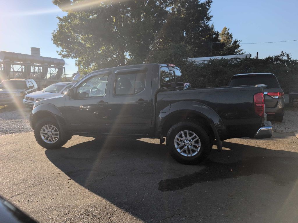 2015 Nissan Frontier Image 3