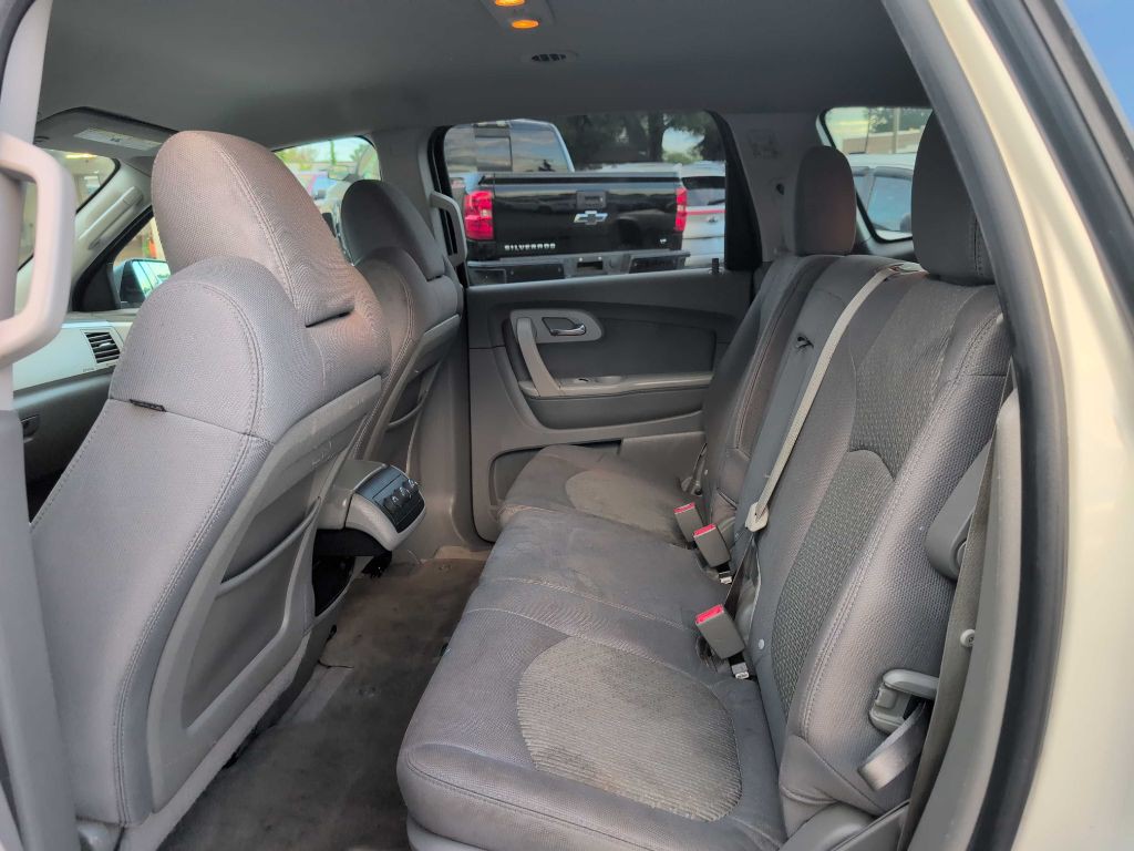 2012 Chevrolet Traverse Image 15
