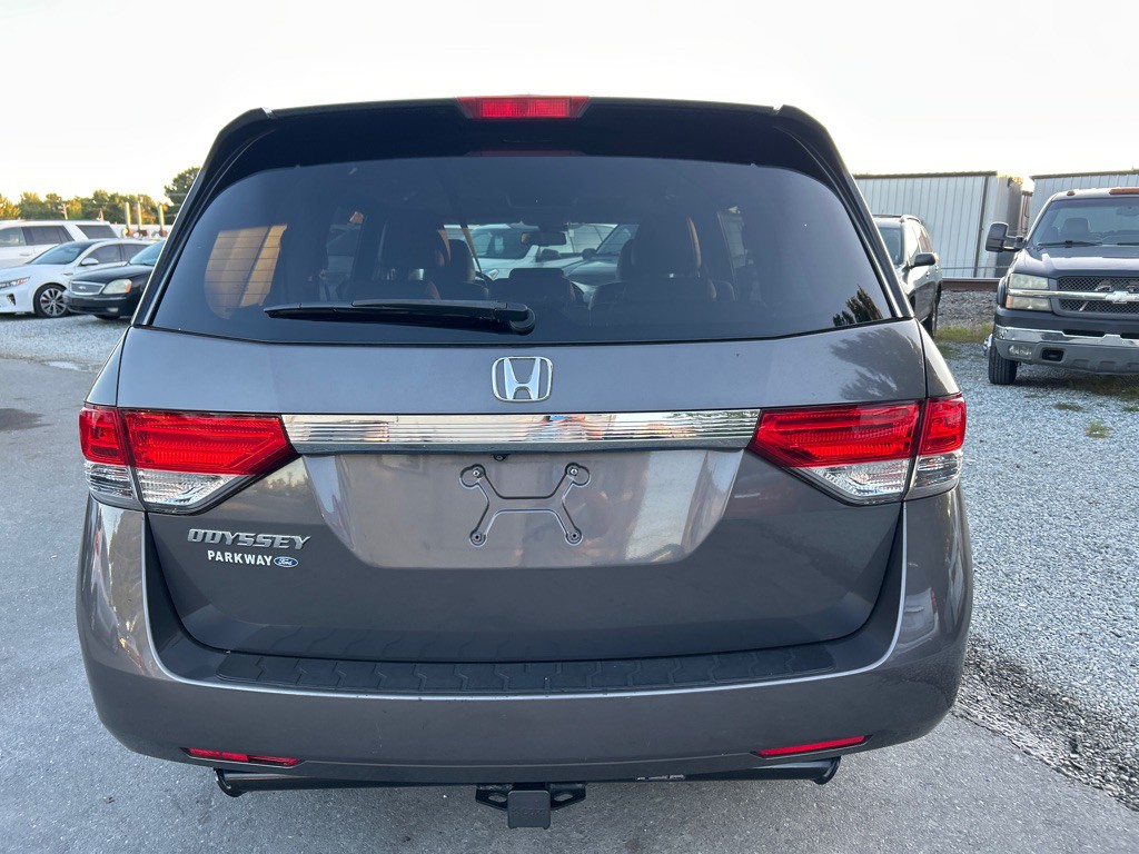 2016 Honda Odyssey Image 6