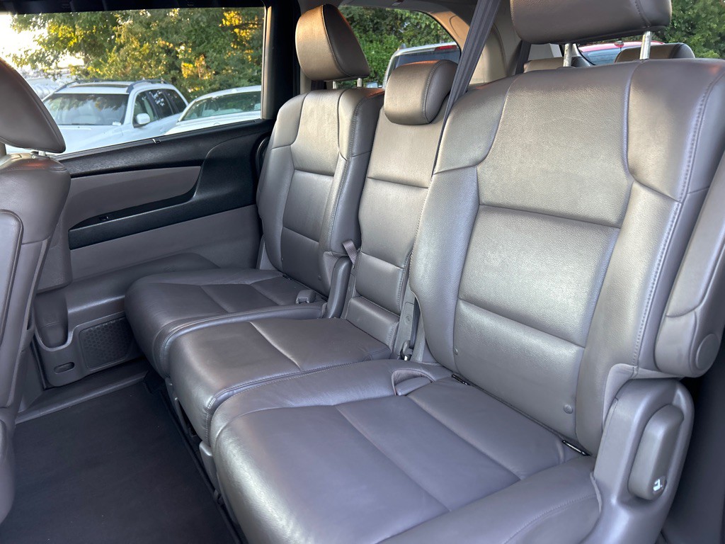 2016 Honda Odyssey Image 13