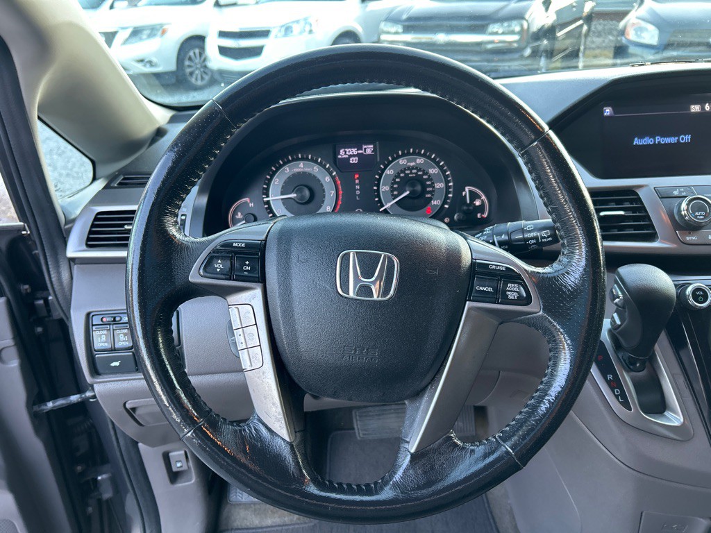 2016 Honda Odyssey Image 16