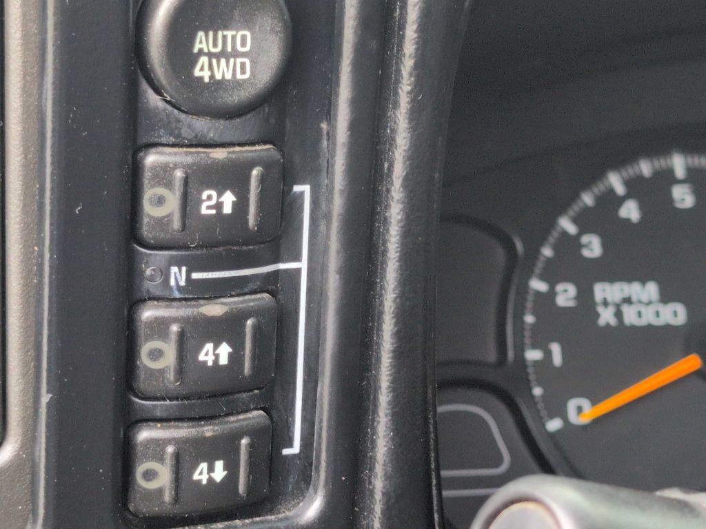 2006 Chevrolet Silverado 1500 Image 11