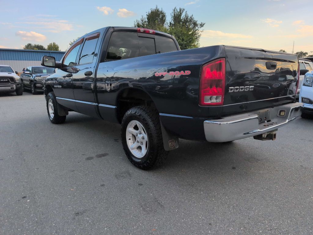 2003 Dodge Ram 1500 Image 2