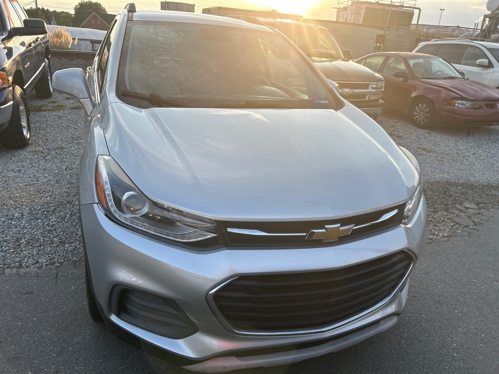 2019 Chevrolet Trax Image 2