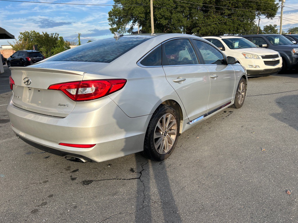 2015 Hyundai Sonata Image 5