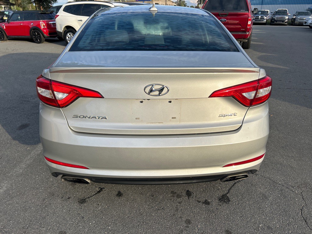 2015 Hyundai Sonata Image 6