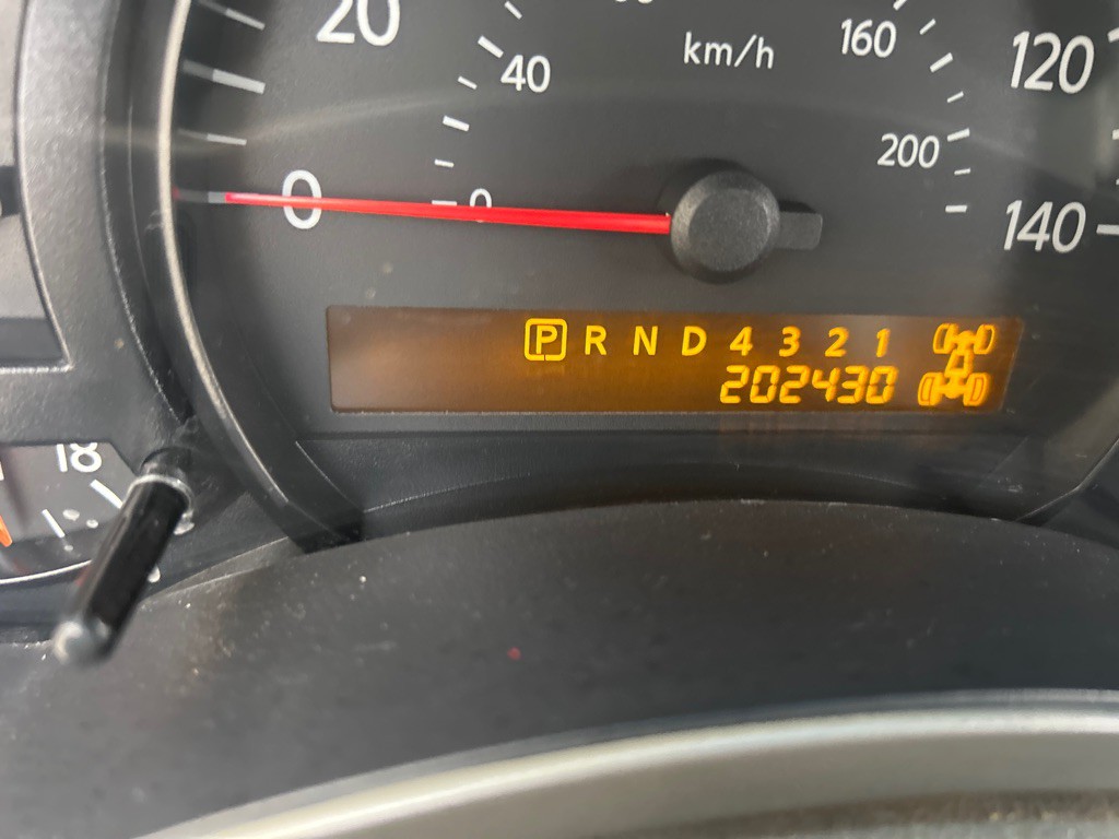 2006 Nissan Titan Image 16